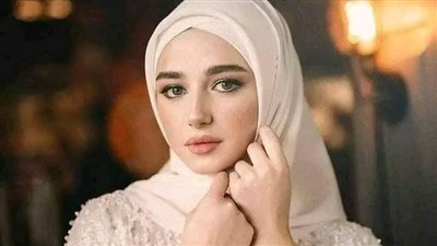 قصة حزينة وواقعية ذهبت الي المق1بر ووضعت ابنتها في المقة@ةبرة وهي طفلة رضي@عة عمرها لا يتخطي 10 ساعات وبعد ثلاثة أيام متواصلين ذهبت إليها فأنظر ماذا حدث؟؟؟