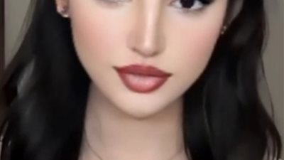 اول ما اتجوزت ربنا مأكرمنيش بالخلفه علي طول اتأخرت شويه لا كتير حوالى ١٣ سنه
