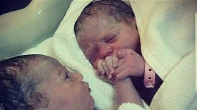 قصه واقعيه مؤثره تزوج شاب من إمرأه وبعد ثلاث سنوات من الزواج لم يرزقا بطفل وهذا ما ح@دث