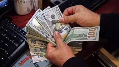 سعر الدولار اليوم فالبنوك