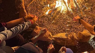 عائلتان سعوديتان يذهبوا لرحله تخيم فى الجبل