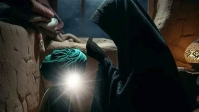 ټوفيت ام النبيﷺ امنة بنت وهب شابة عمرها ٢٥ سنة