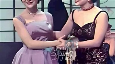 دموع في البلاتوه
