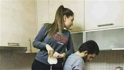 أم سعيد راحت فجأه إلى لندن كام يوم تزور ابنها ( سعيد ) اللي بيدرس هناك