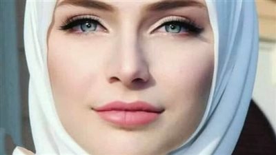 كريمة بدموع للخادمتين والطباخ اتصرفو اكسرو الباب بقلم سمسمة محمد