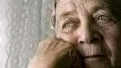 سر العجوز قصة غريبة جدا