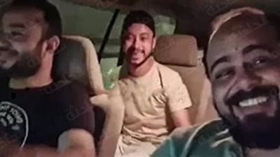 سنة 2023 ثلاث مصريين بقطر شافوا مصري يبكي بالشارع من الهموم ومامعه فلوس