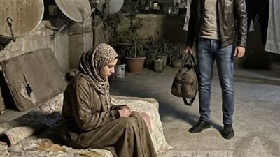رجعت من السفر فجأة من غير ما أقول لحد عشان أعملهم مفاجأة
