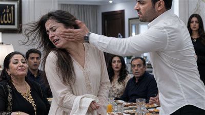 آخـر العِشـرة كـاملة بقلـم منـي الـسـيد