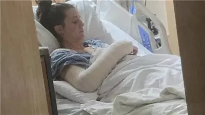 بنتي ماټت من ١٣ سنه وفي يوم المستشفى كلموني وقالولي إن بنتي اتكسرت إيدها واتحجزت عندهم… لكن اللي شوفته هناك خلاني مش قادرة آخد نفسي من الصدمة